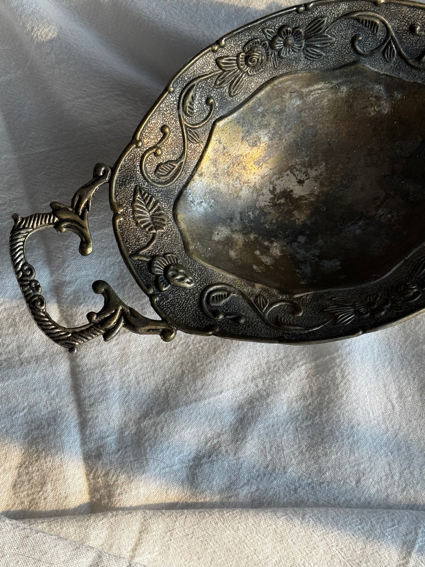 VINTAGE CHINESE FLORAL SILVER-PLATED TRAY