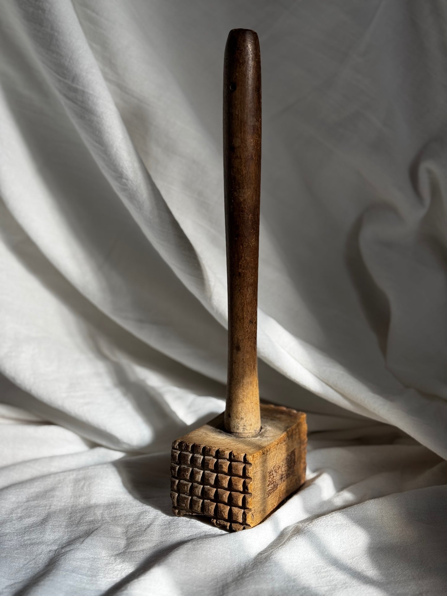 VINTAGE WOODEN MEAT HAMMER