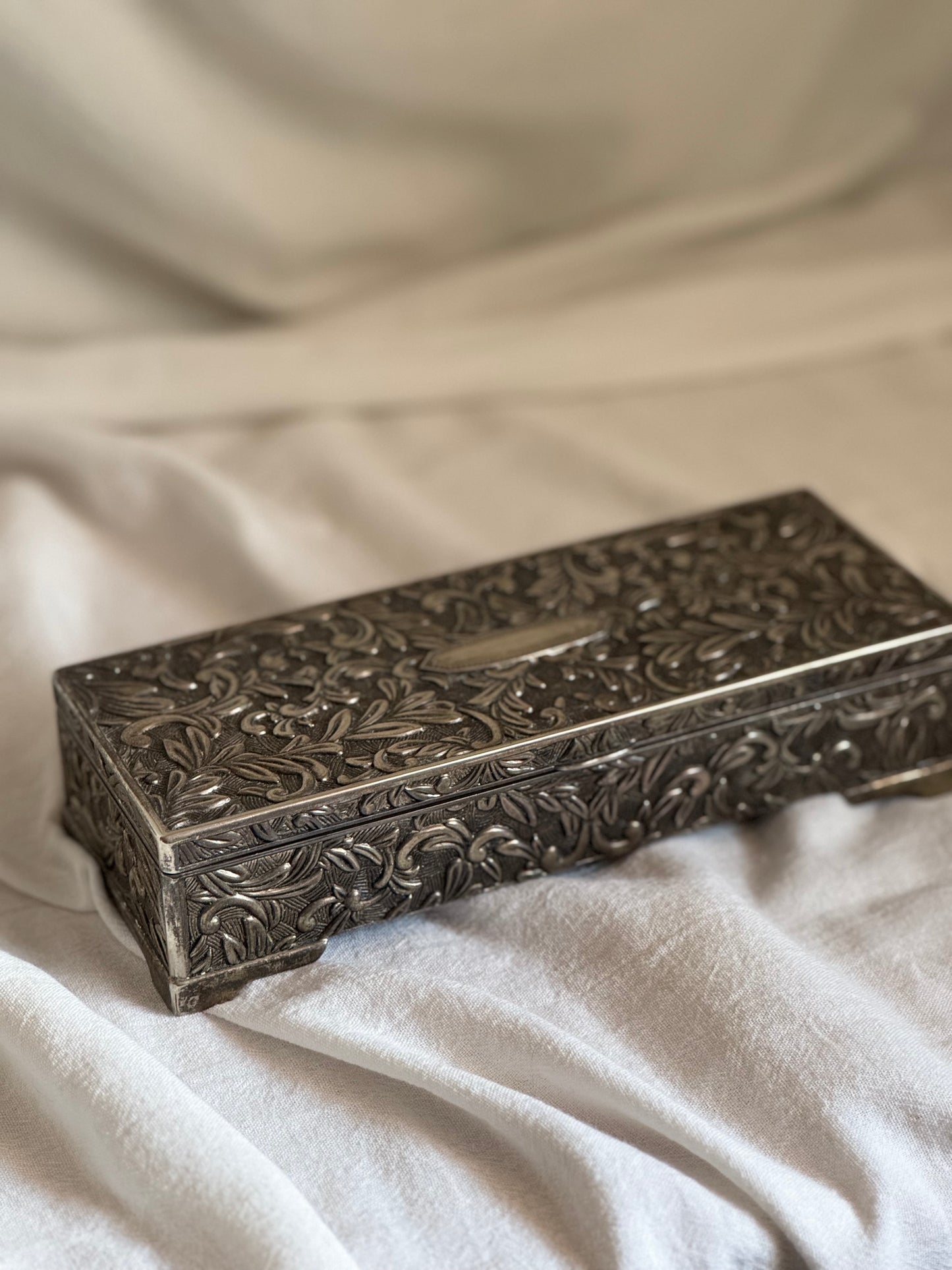 VINTAGE GODINGER JEWELRY BOX