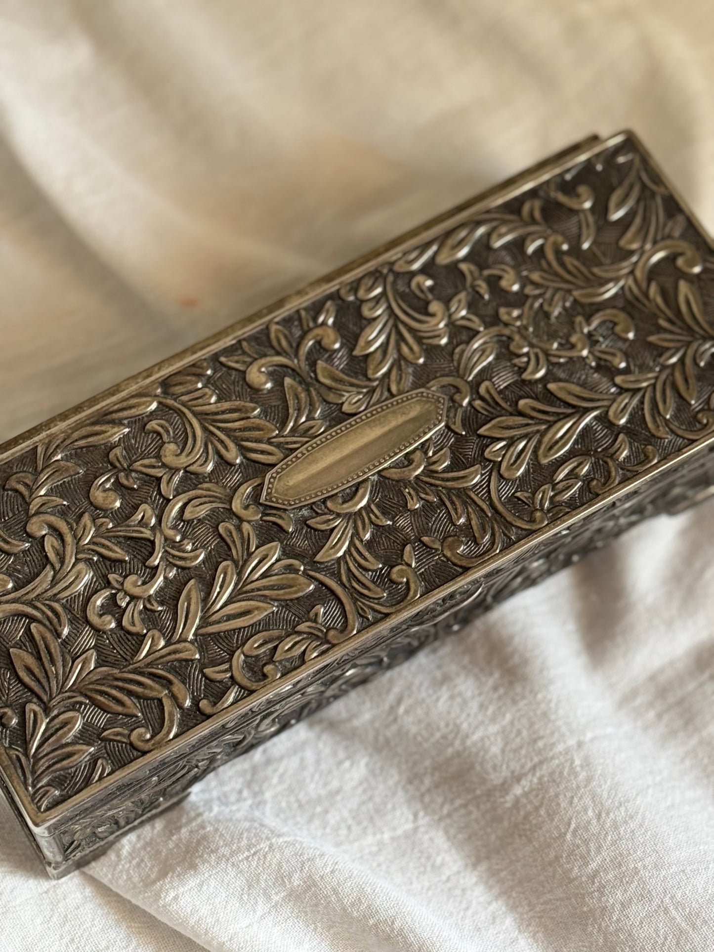 VINTAGE GODINGER JEWELRY BOX